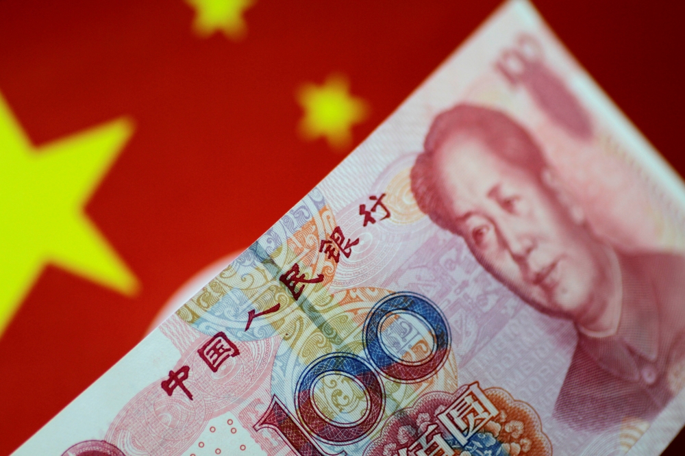 A China yuan note is seen in this illustration photo, May 31, 2017. Reuters / Thomas White