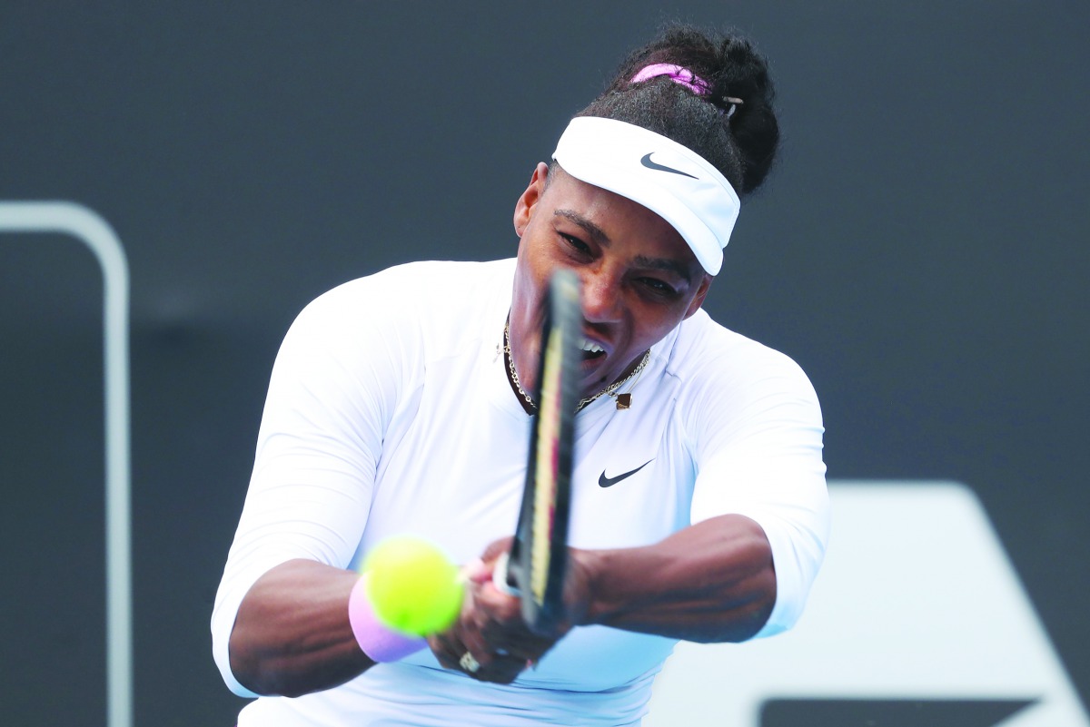 Serena Williams of the US hits a return against Camila Giorgi of Italy during their women's singles first round match during the Auckland Classic tennis tournament in Auckland on January 7, 2020. AFP / Michael Bradley

