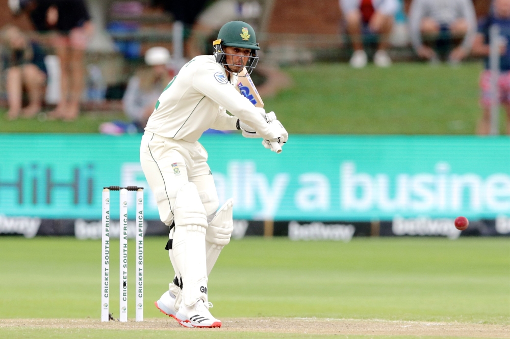 South Africa's Quinton de Kock prepares to play a shot during the third day of the third Test cricket match between South Africa and England at the St George's Park Cricket Ground in Port Elizabeth on January 18, 2020. (AFP / Richard Huggard)

