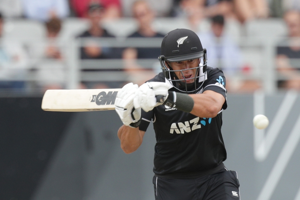 New Zealand’s Ross Taylor bats during the second one-day international cricket match between New Zealand and India at Eden Park in Auckland on February 8, 2020. (AFP / DAVID ROWLAND)