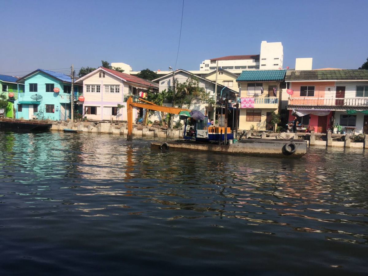 A new low-cost housing development on the Lat Phrao canal, Bangkok, part of flood-prevention work backed by the ‘100 Resilient Cities’ network, December 20, 2017. Thomson Reuters Foundation /  Michael Taylor