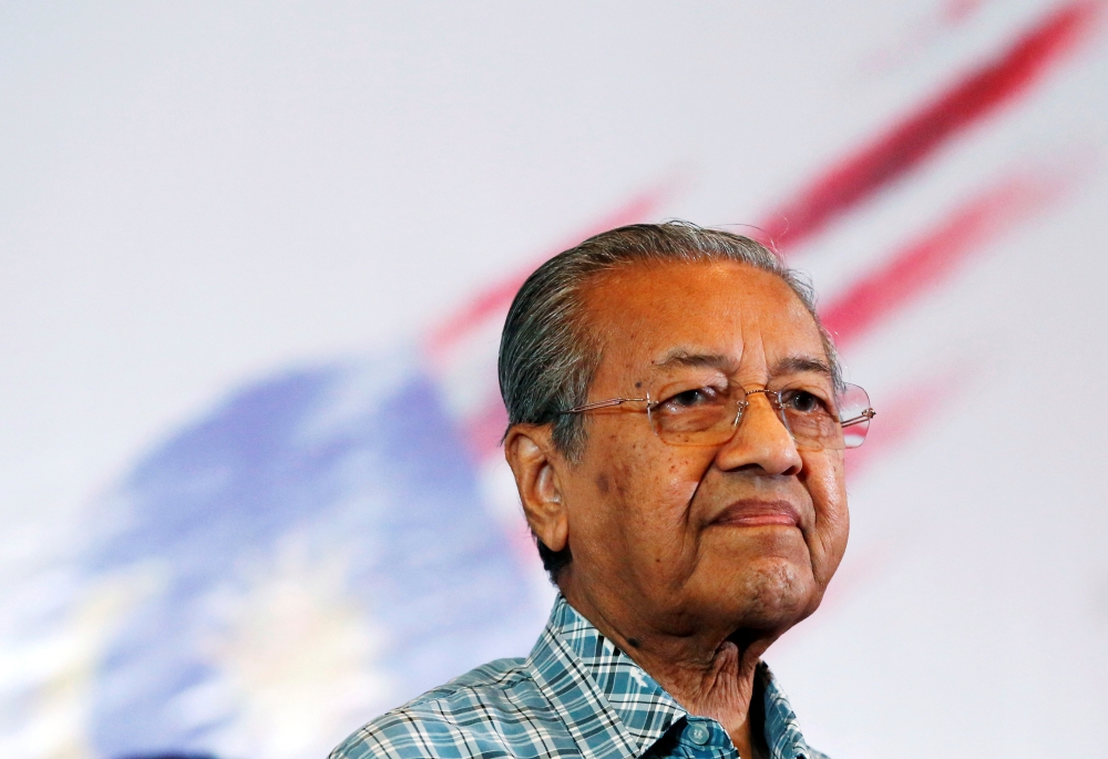 File photo: Former Malaysian Prime Minister Mahathir Mohamad attends a meeting of political and civil leaders looking to change the government in Kuala Lumpur, Malaysia, March 27, 2016. REUTERS/Olivia Harris/File Photo