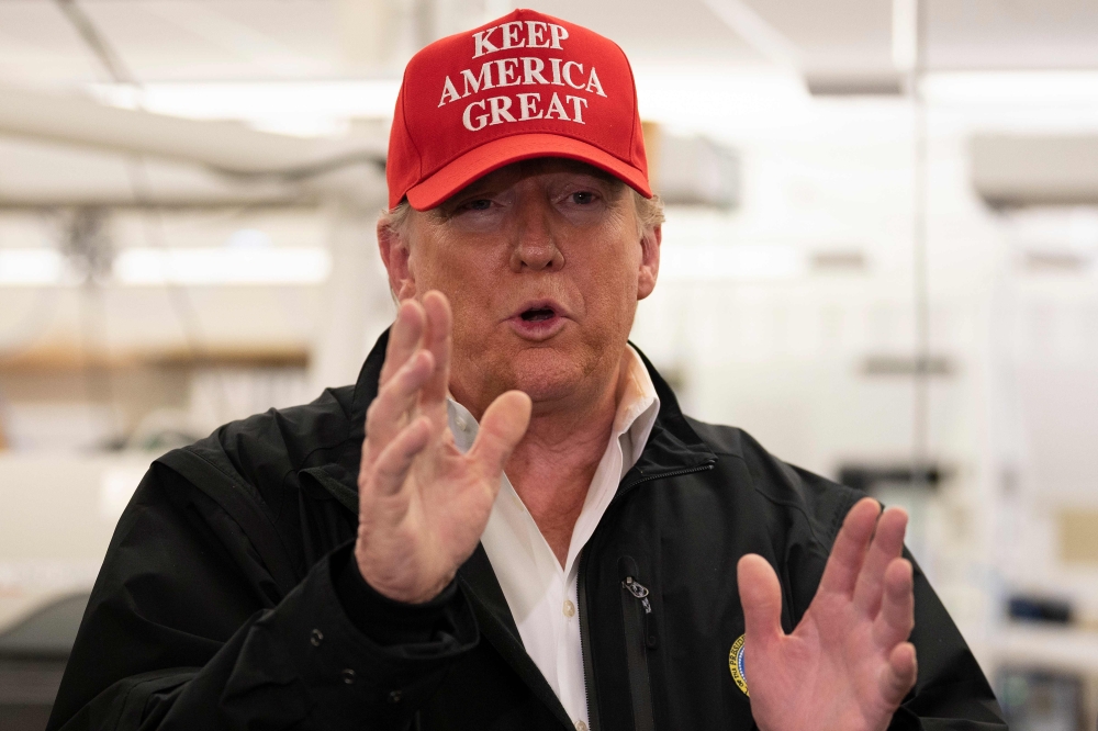 US President Donald Trump speaks during a tour of the Centers for Disease Control and Prevention (CDC) in Atlanta, Georgia, on March 6, 2020. / AFP / JIM WATSON
