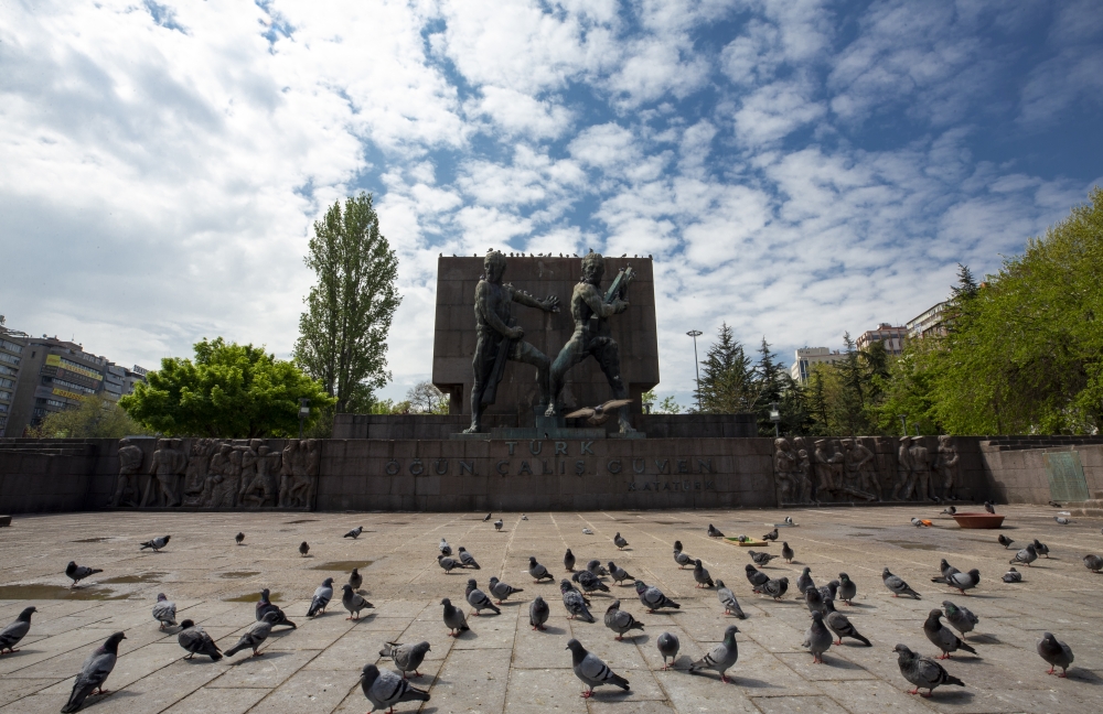ANKARA, TURKEY - MAY 01: A view of empty July 15th Kizilay National Will Square during the 3-day coronavirus restrictions in 31 provinces to stem spread of the novel coronavirus (COVID-19) in Ankara, Turkey on May 01, 2020. ( Aytaç Ünal - Anadolu Agency )