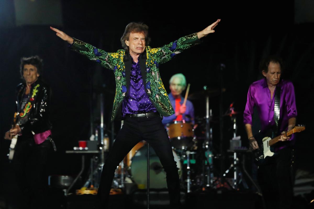 file photo/REUTERS