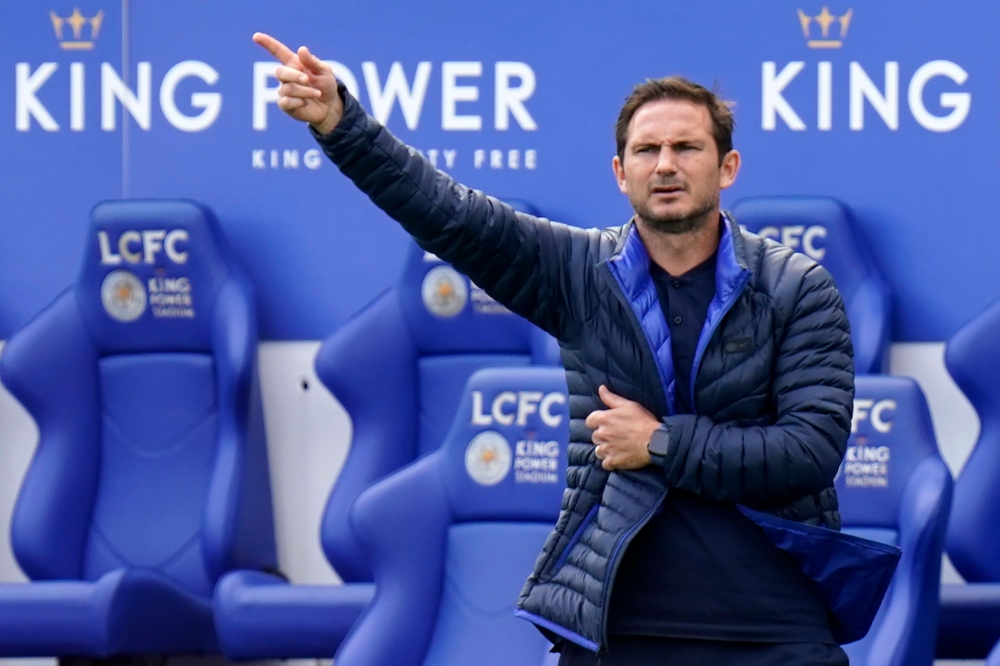 Chelsea's English head coach Frank Lampard gestures on the touchline during the English FA Cup quarter-final football match between Leicester City and Chelsea at King Power Stadium in Leicester, central England on June 28, 2020.   AFP  / Tim Keeton