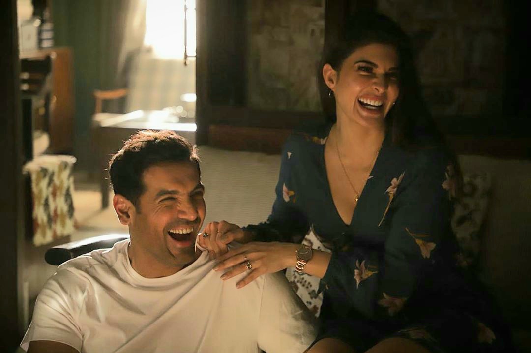 Instagram: @jacquelinef143