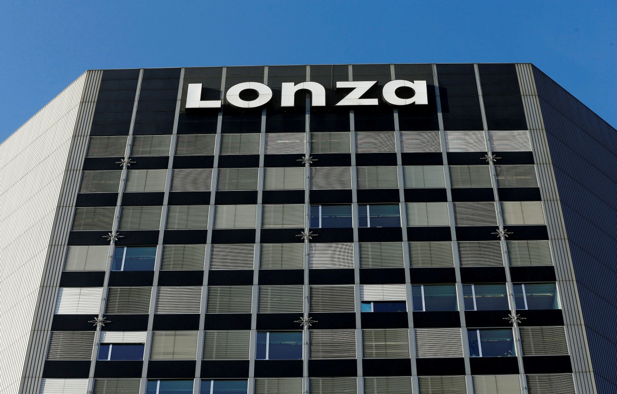 FILE PHOTO: The logo of Lonza is seen at its headquarters in Basel, Switzerland, December 15, 2016. REUTERS/Arnd Wiegmann/File Photo
