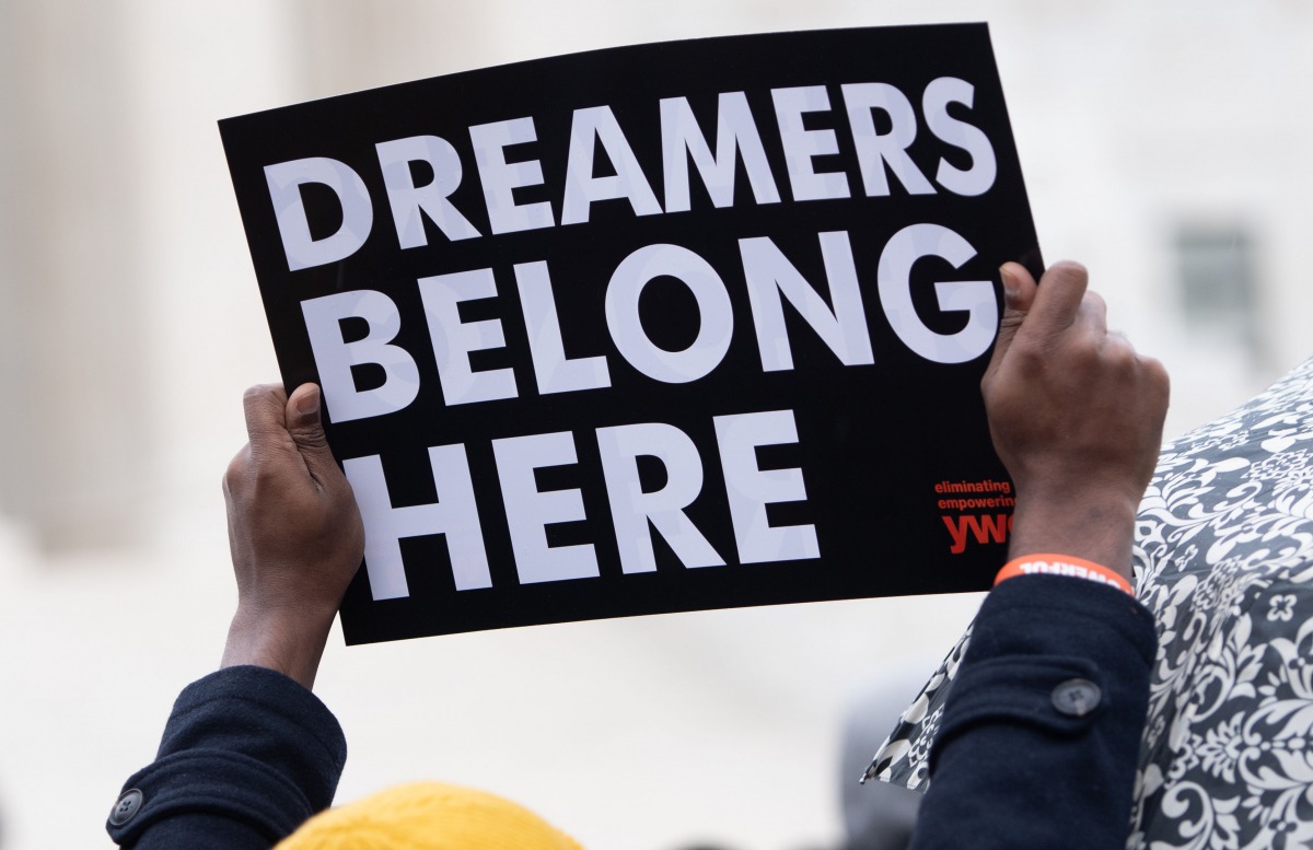 (FILES) In this file photo immigration rights activists hold a rally in front of the US Supreme Court in Washington, DC, November 12, 2019, as the Court hears arguments about ending the Obama-era DACA  program./ AFP / SAUL LOEB
