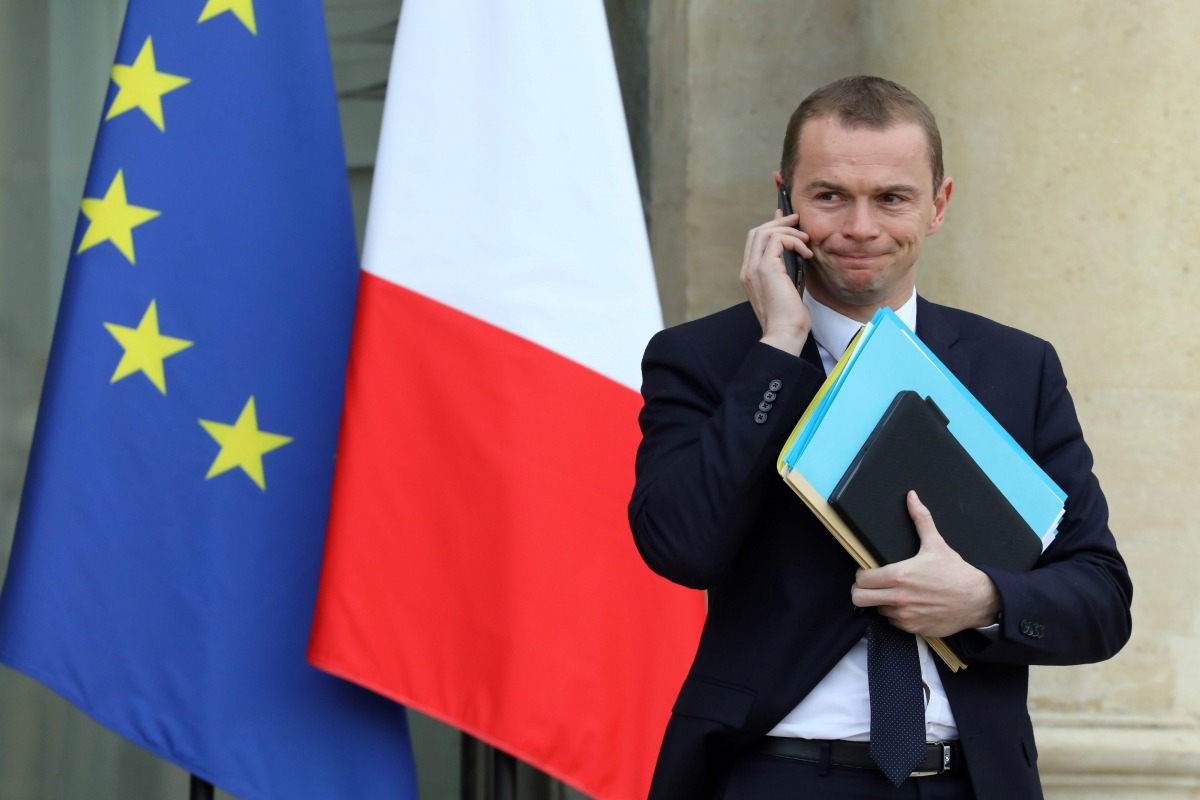 (FILES) In this file photo taken on January 24, 2018 French Junior Minister for Public Administration Olivier Dussopt leaves the Elysee presidential palace after a weekly cabinet meeting in Paris. / AFP / LUDOVIC MARIN
