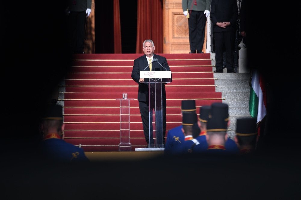 Hungarian Prime Minister Viktor Orban gives a speech during the inauguration ceremony of the WWI Trianon-memorial, as part of the celebrations marking the national day on August 20, 2020 at the parliament in Budapest. / AFP / ATTILA KISBENEDEK
