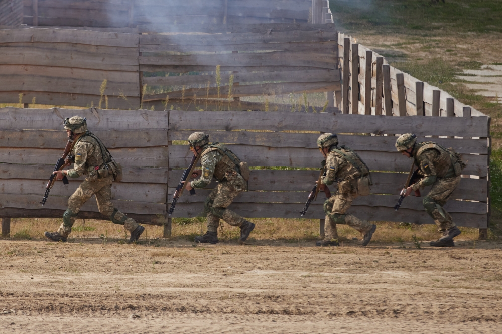 Servicemen take part in the Rapid Trident - 2020 international military exercises in Lviv Region, Ukraine September 17, 2020. U