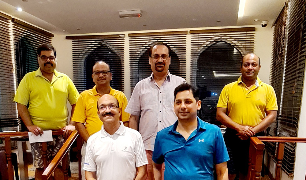 Prize winners of the 195th monthly Golf tournament organized by Qatar Golf Lovers posing for a photograph with Officials. STANDING FROM LEFT: Kumar Natarajan, VP Sanjay Jain, Dr. Ahsan Pachisa, QGL President Manoj Megchiani. FRONT ROW: Dr. Amitav Mitra an
