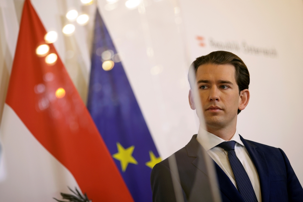 Austria's Chancellor Sebastian Kurz looks on during a news conference, as the coronavirus disease (COVID-19) outbreak continues, in Vienna, Austria October 19, 2020. REUTERS/Lisi Niesner