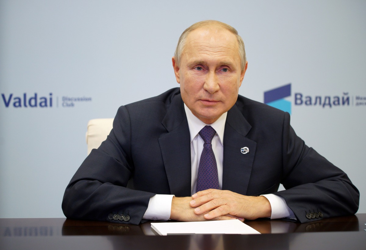 Russia's President Vladimir Putin speaks at a meeting of the Valdai Discussion Club via a video conference call at the Novo-Ogaryovo state residence outside Moscow, Russia October 22, 2020. Sputnik/Alexei Druzhinin/Kremlin via REUTERS

