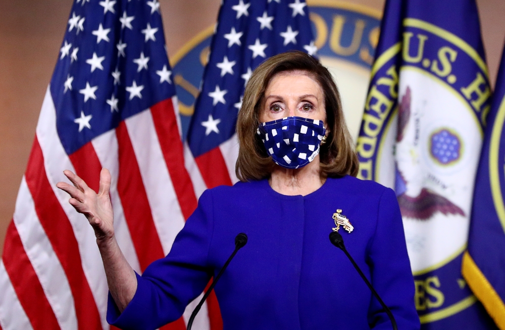 U.S. House Speaker Nancy Pelosi speaks about the need for additional coronavirus relief during her weekly news conference with Capitol Hill reporters in Washington, U.S., October 22, 2020. REUTERS/Hannah McKay