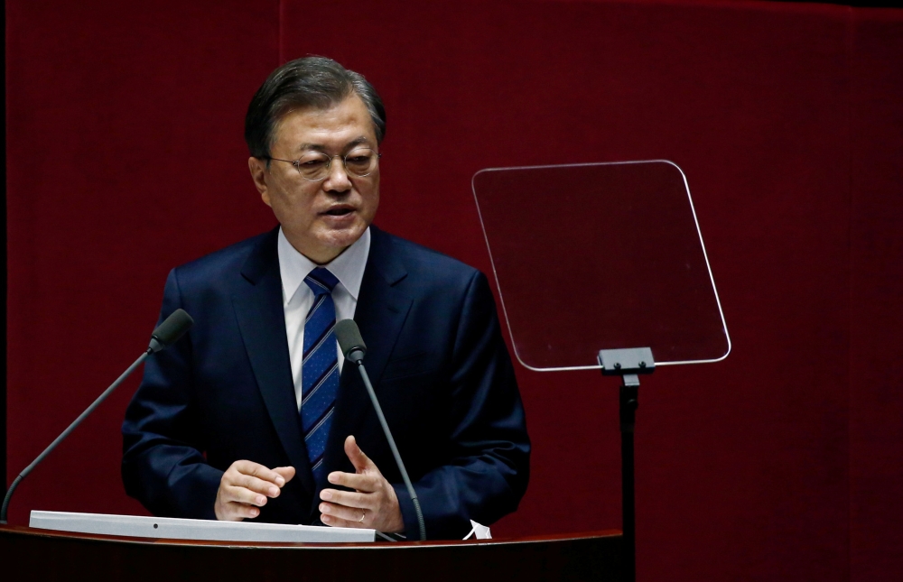 South Korean President Moon Jae-in speaks at the National Assembly in Seoul, South Korea, October 28, 2020. Jeon Heon-Kyun/Pool via REUTERS