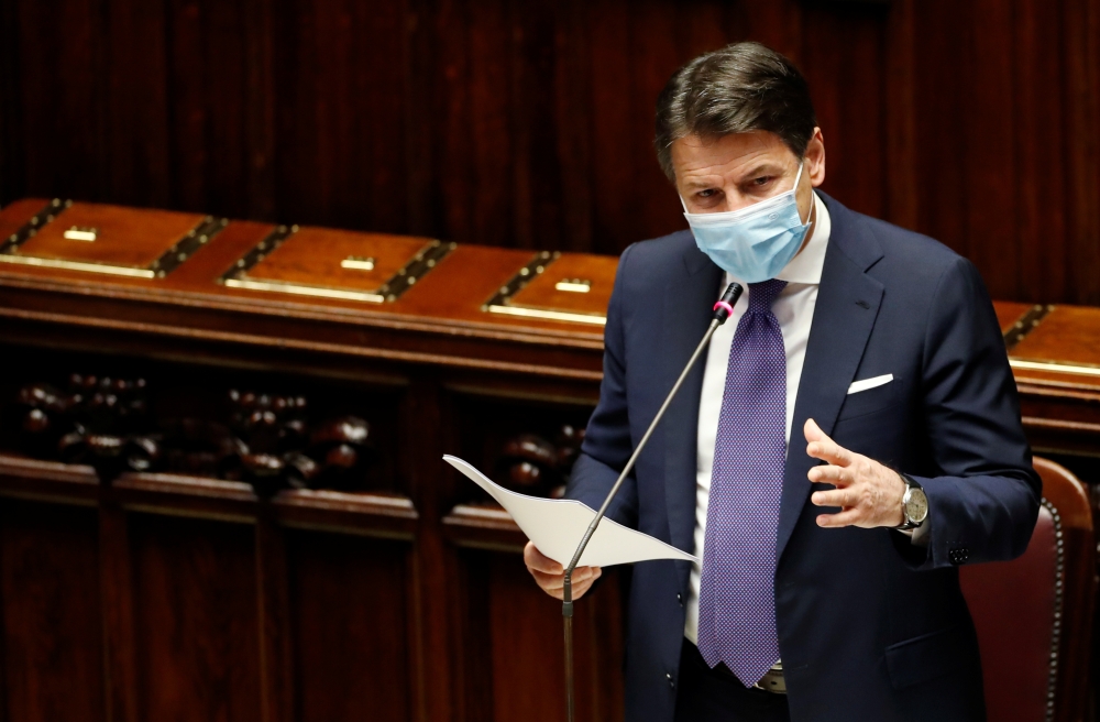 Italian Prime Minister Giuseppe Conte addresses members of the lower house of parliament during a session on the coronavirus disease (COVID-19) situation, in Rome, Italy November 2, 2020. REUTERS/Remo Casilli