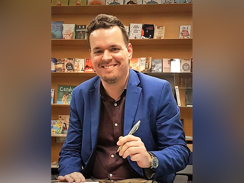 Dr. Matthias Krug  