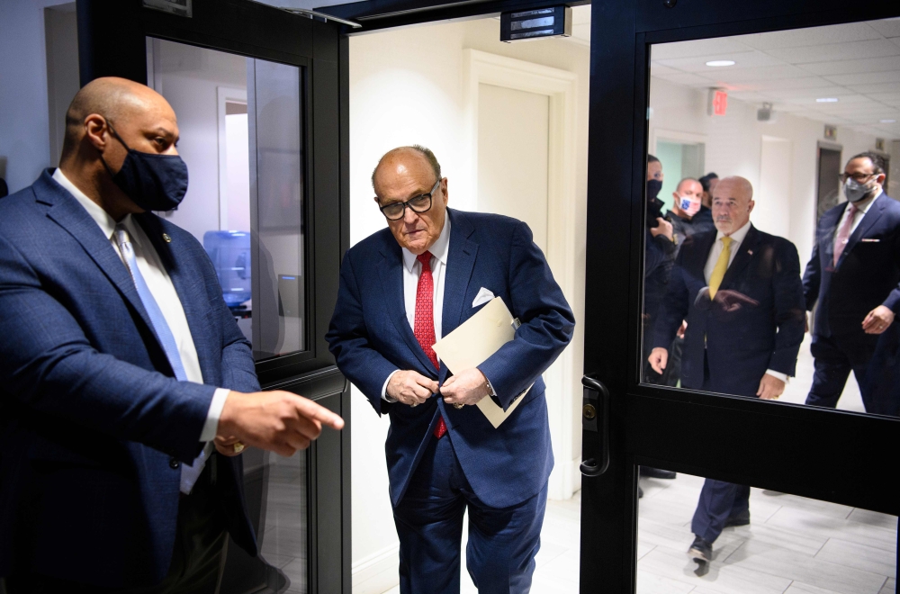 US President Donald Trump's personal lawyer Rudy Giuliani arrives for a press conference at the Republican National Committee headquarters in Washington, DC, on November 19, 2020. / AFP / MANDEL NGAN