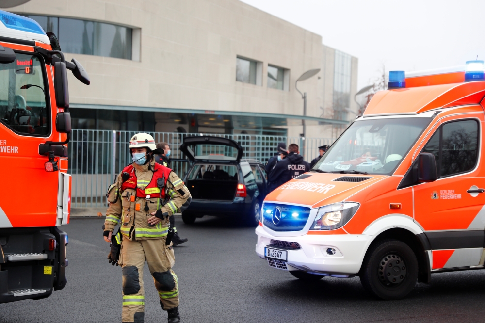 A car crash into the gate of the office of German Chancellor Angela Merkel in Berlin, Germany, November 25, 2020. REUTERS/Fabrizio Bensch