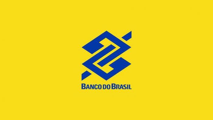 The attack on Wednesday saw the group of men, armed with high-caliber weapons, storm a Banco do Brasil bank...