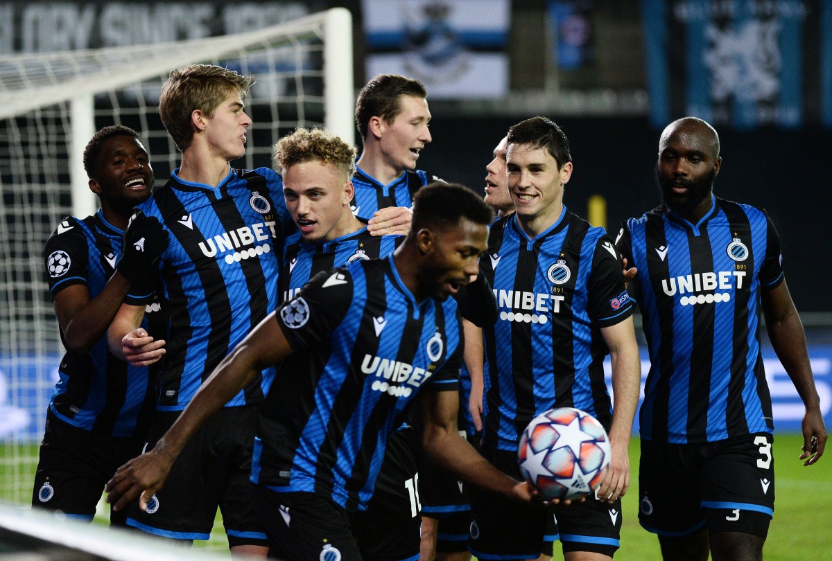 Soccer Football - Champions League - Group F - Club Brugge v Zenit Saint Petersburg - Jan Breydel Stadium, Bruges, Belgium - December 2, 2020 Club Brugge's Noa Lang celebrates scoring their third goal with teammates REUTERS/Johanna Geron
