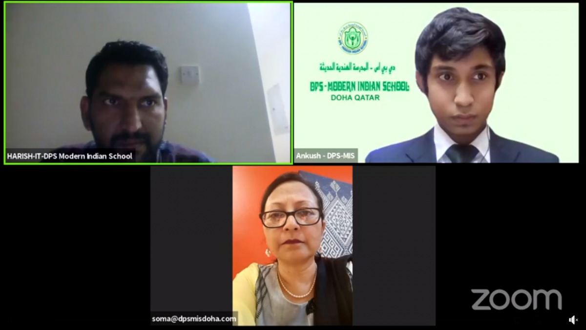 Students and school staffs during a round of Inter-school Quiz Competition