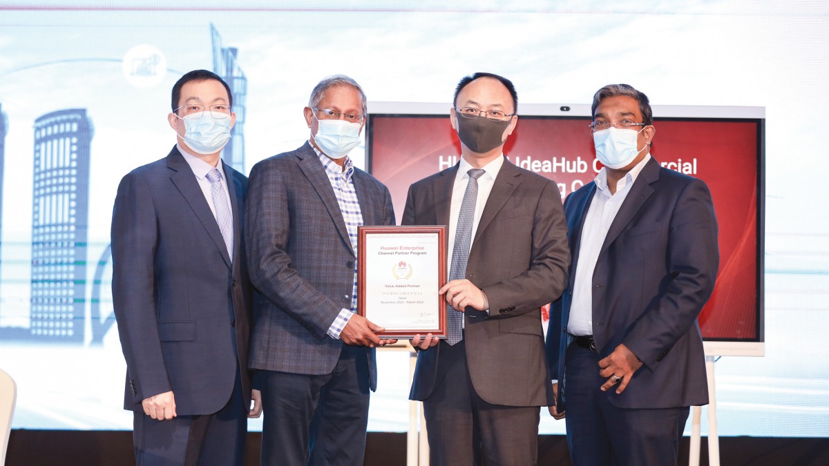 George Thomas, CFO & Advisor to the Chairman of Intertec Group, and Frank Fan, CEO Huawei Technologies LLC Qatar after the signing of agreement, at Sheraton Hotel, recently.