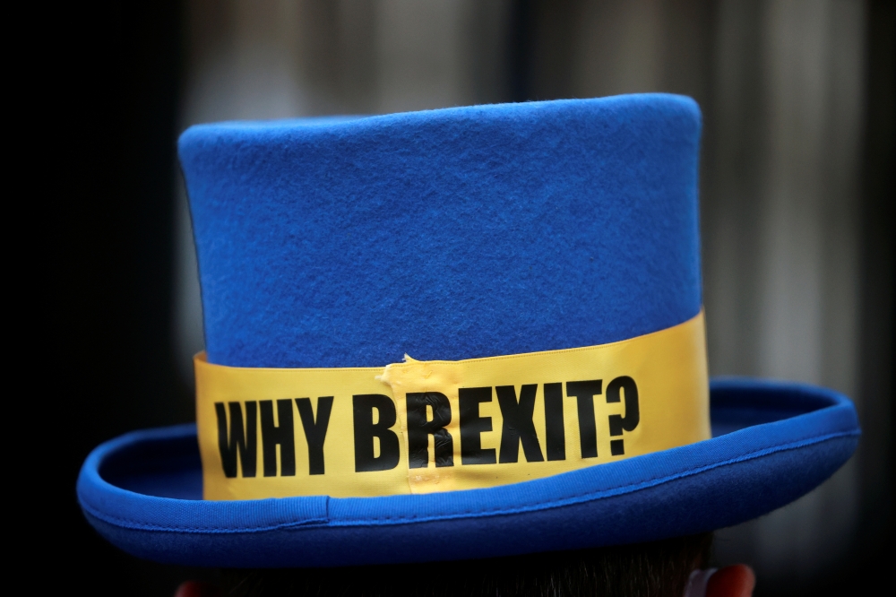The hat of anti-Brexit protester Steve Bray is pictured outside the gates of Downing Street in London, Britain December 24, 2020. (Reuters/Hannah McKay)