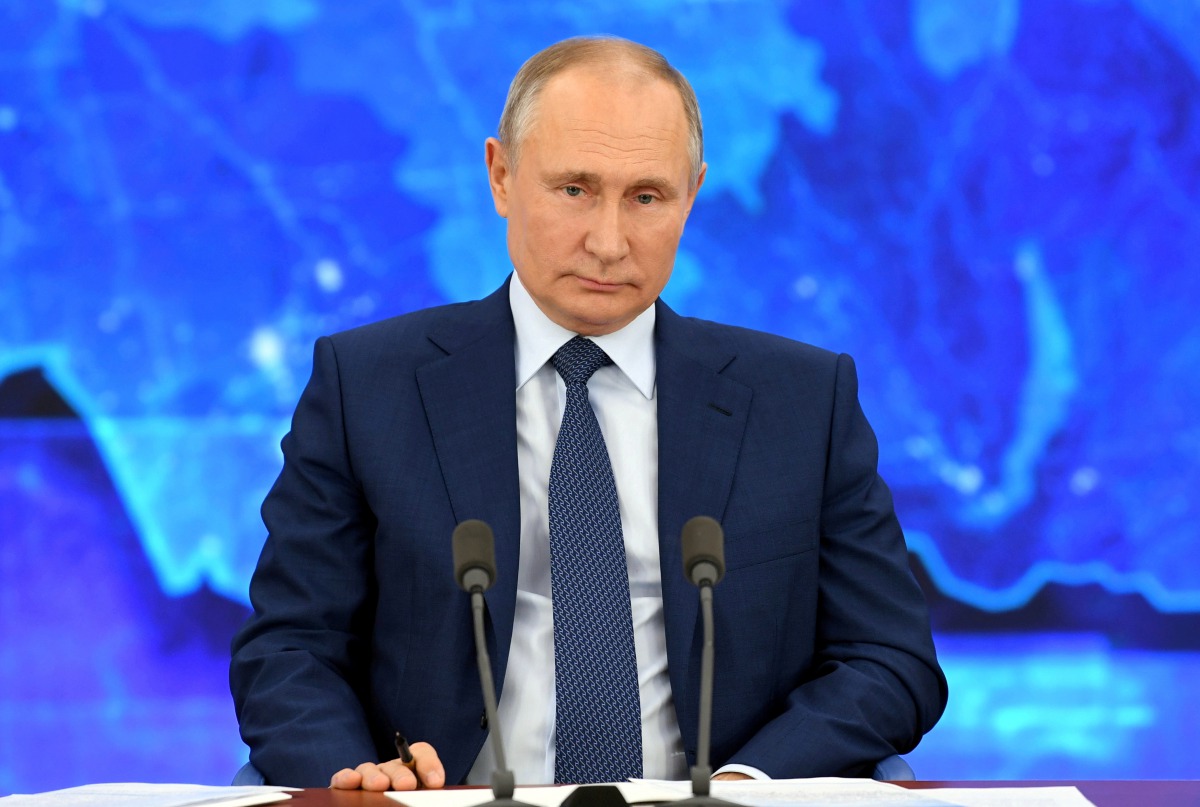 FILE PHOTO: FILE PHOTO: Russian President Vladimir Putin attends his annual end-of-year news conference, held online in a video conference mode, at the Novo-Ogaryovo state residence outside Moscow, Russia December 17, 2020. Sputnik/Alexei Nikolsky/Kremlin