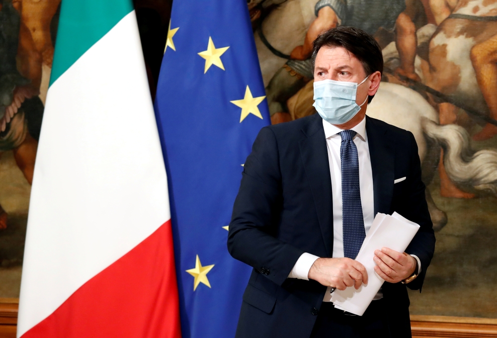 FILE PHOTO: Italian Prime Minister Giuseppe Conte. REUTERS/Remo Casilli
