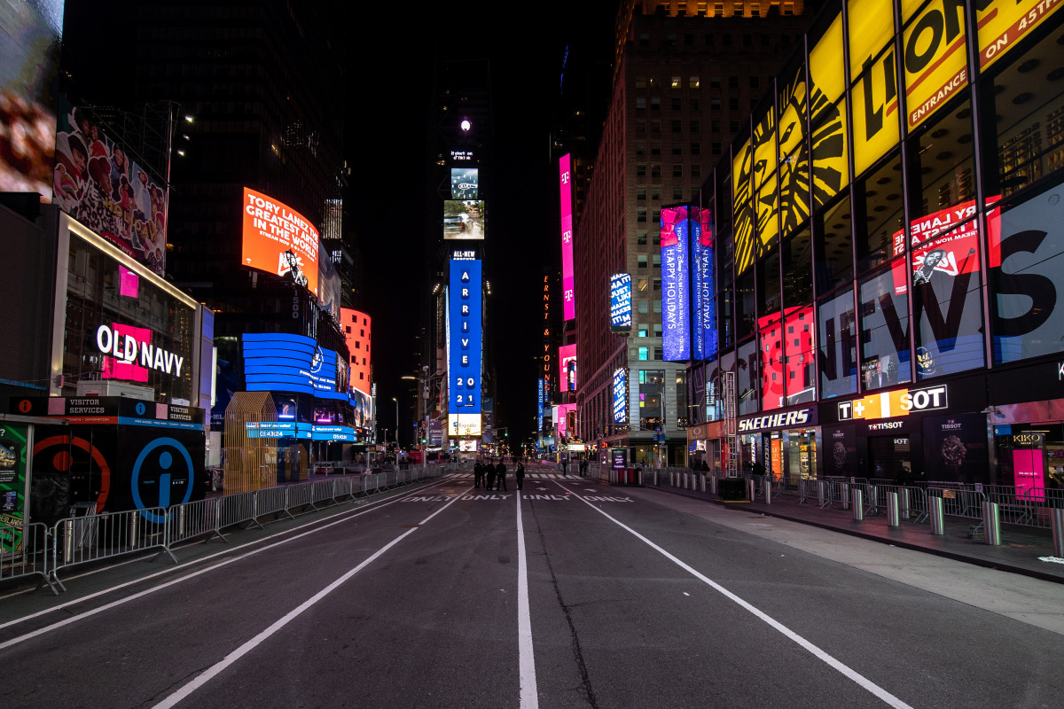 An empty Times Square is seen during the virtual New Year's Eve event following the outbreak of the coronavirus disease (COVID-19) in the Manhattan borough of New York City, New York, U.S., December 31, 2020. REUTERS/Jeenah Moon
