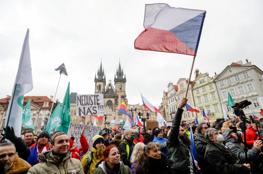 Demonstrators attend a protest against the Czech government's restrictions, as the spread of the coronavirus disease (COVID-19) continues, at the Old Town Square in Prague, Czech Republic January 10, 2021. REUTERS/David W Cerny
