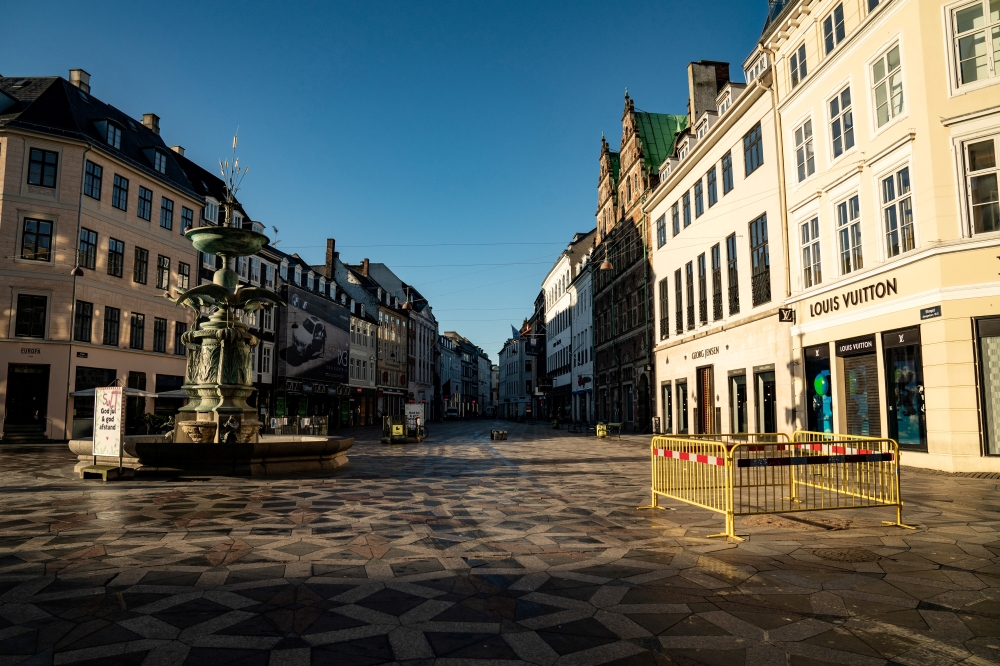 A view of a deserted Stroeget street amid the coronavirus disease (COVID-19) pandemic in Copenhagen, Denmark January 12, 2021. Emil Helms Ritzau Scanpix/via REUTERS