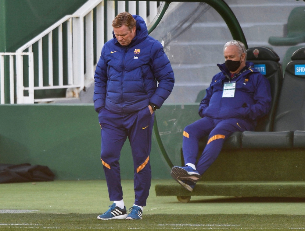 Barcelona coach Ronald Koeman REUTERS/Pablo Morano
