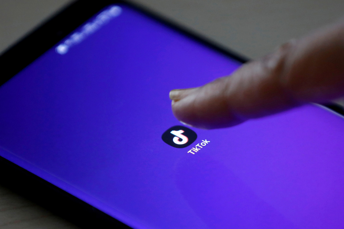 FILE PHOTO: The TikTok app's logo seen on a mobile phone screen in this picture illustration taken February 21, 2019. REUTERS/Danish Siddiqui/Illustration/File Photo
