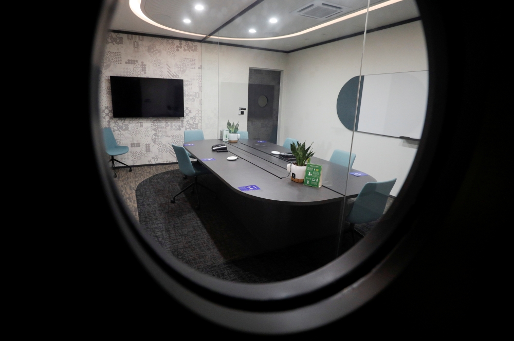 A view of a meeting room outfitted with airtight glass panels at short-stay facility Connect@Changi, a complex of hotel rooms and meeting halls near the airport which will welcome business 