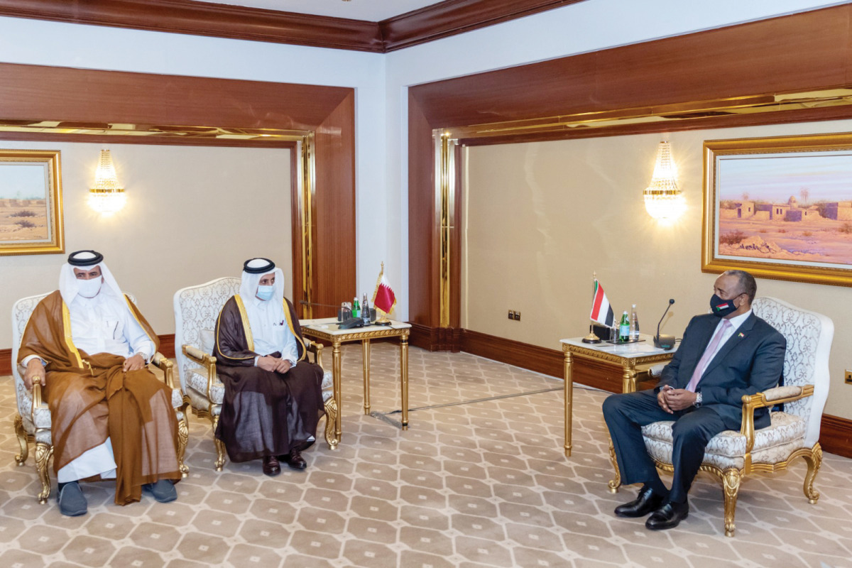 Chairman of the Transitional Sovereignty Council of the Republic of Sudan, H E Lt. Gen. Abdel Fattah Al Burhan, with Qatar Chamber Chairman, Sheikh Khalifa bin Jassim Al Thani and Qatar Chamber First Vice Chairman, Mohamed bin Ahmed bin Twar at Sheraton H