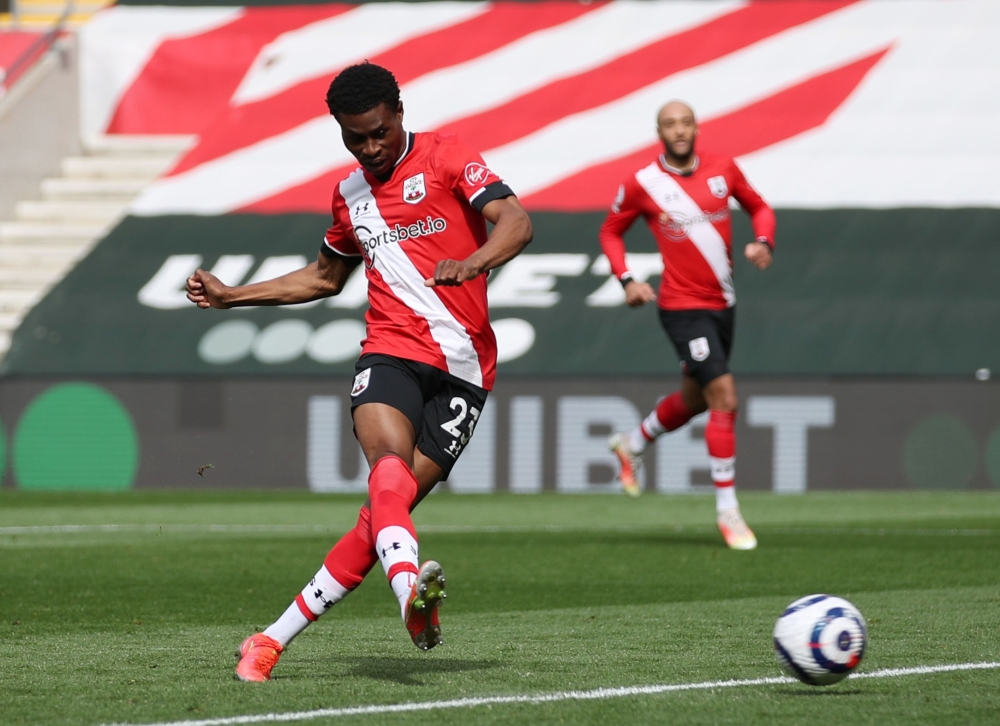 Southampton's Nathan Tella scores their second goal (REUTERS/Peter Cziborra)