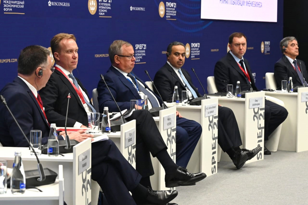 H E Ali bin Ahmed Al Kuwari (third right), Minister of Commerce and Industry and Acting Minister of Finance, with other officials and dignitaries at a panel discussion at the ongoing St. Petersburg International Economic Forum (SPIEF 2021), in Russia yest