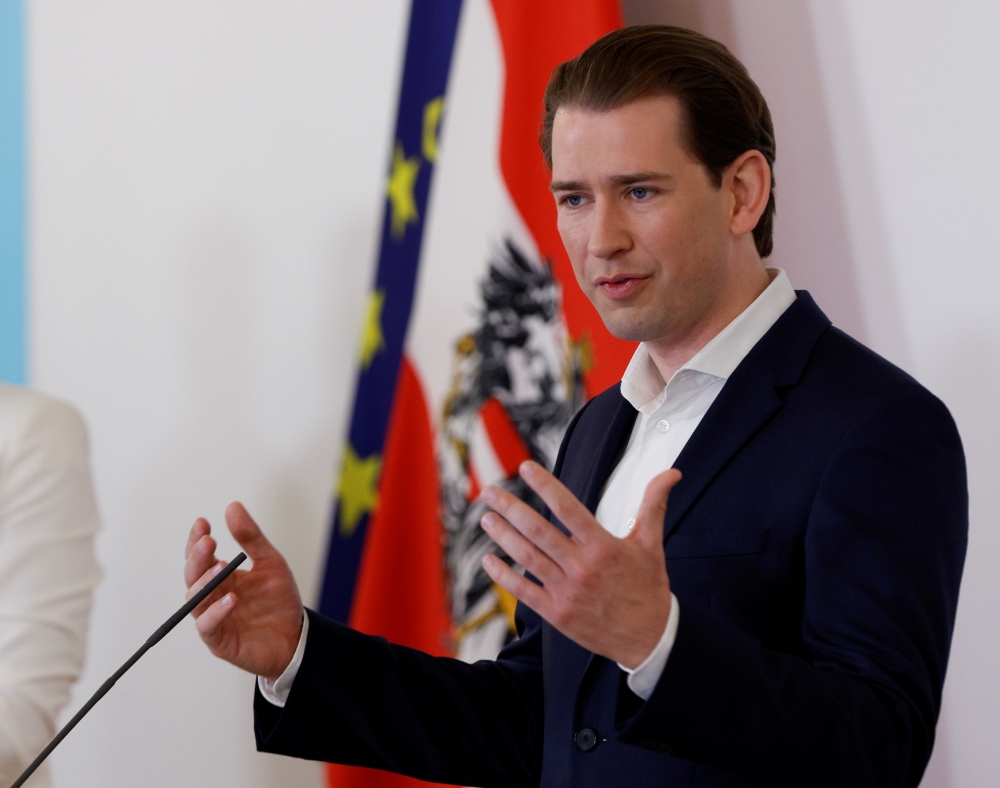 Austria's Chancellor Sebastian Kurz attends a news conference, as the spread of the coronavirus disease (COVID-19) continues, in Vienna, Austria, June 17, 2021. REUTERS/Leonhard Foeger/File Photo