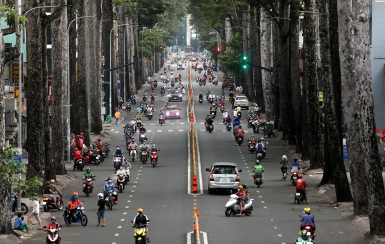 A view shows low traffic on a street in Ho Chi Minh city, amid the coronavirus disease (COVID-19) outbreak, Vietnam August 20, 2021. REUTERS/Stringer
