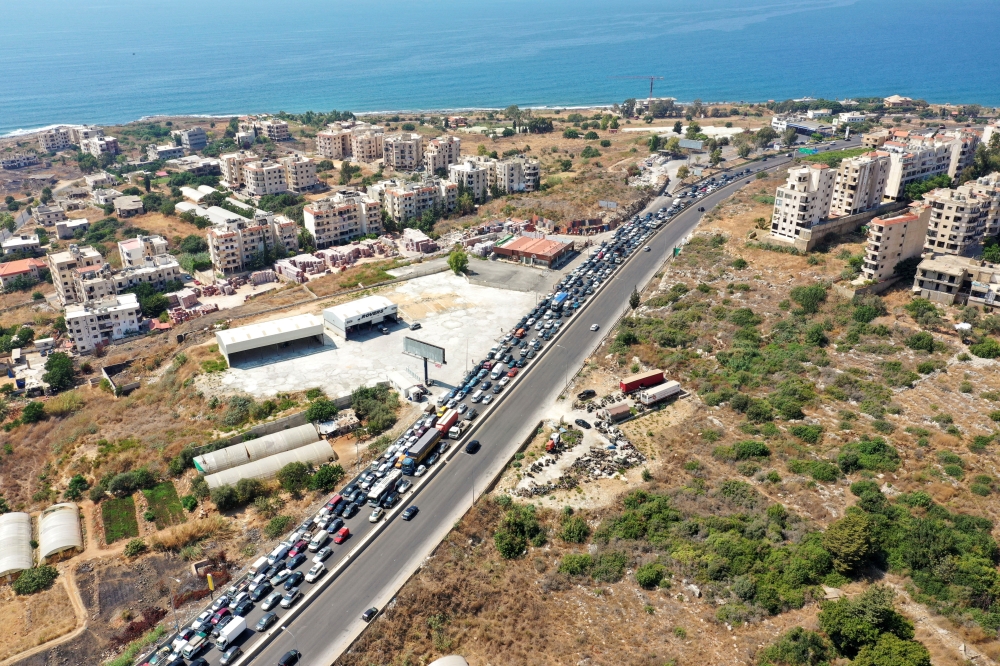 FILE PHOTO: Traffic jam caused by cars lining up for fuel in Damour, Lebanon. REUTERS/Issam Abdallah