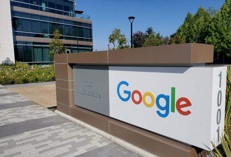FILE PHOTO: A sign is pictured outside a Google office near the company's headquarters in Mountain View, California, U.S., May 8, 2019. REUTERS/Paresh Dave/File Photo
