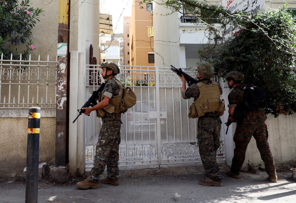 Army soldiers are deployed after gunfire erupted in Beirut, Lebanon October 14, 2021. REUTERS/Mohamed Azakir