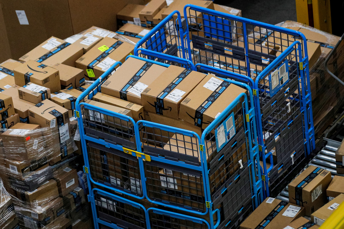 FILE PHOTO: Packages are seen inside Amazon's JFK8 distribution center in Staten Island, New York, U.S. November 25, 2020. REUTERS/Brendan McDermid/File Photo

