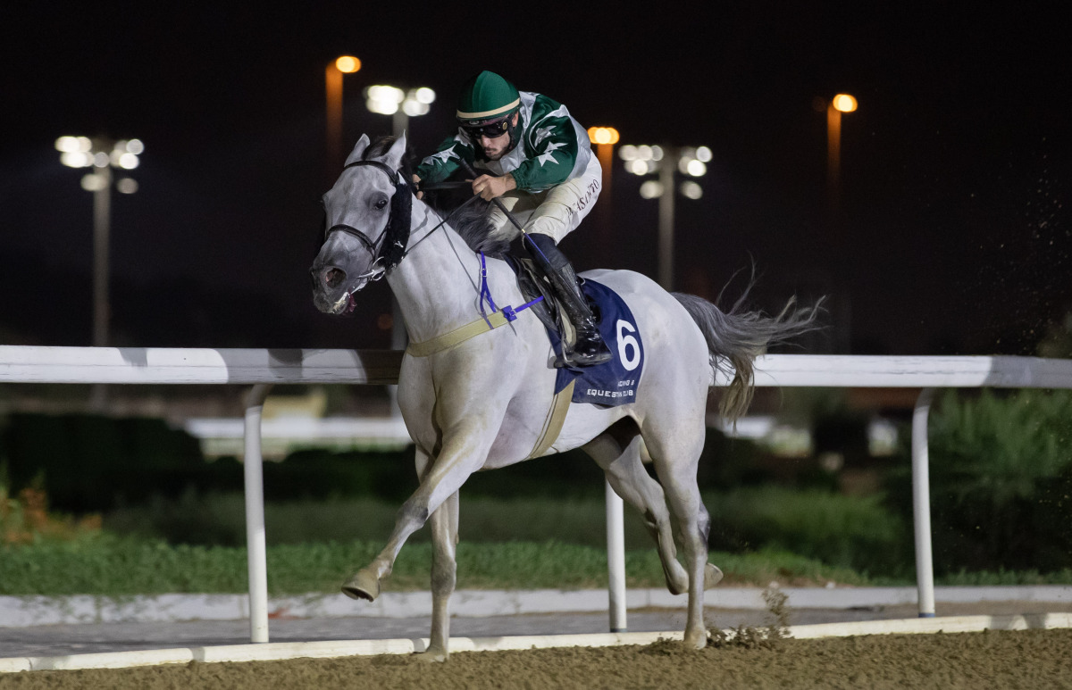 Marco Casamento guides Texas to victory.