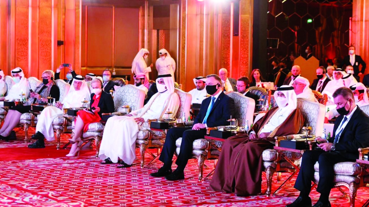 Minister of Commerce and Industry H E Sheikh Mohammed bin Hamad bin Qassim Al Abdullah Al Thani, President of the Republic of Poland 
H E Andrzej Duda, Qatar Airways Group Chief Executive and Chairman of Qatar Tourism H E Akbar Al Baker, Investment Promotion Agency CEO H E Sheikh Ali bin Alwaleed Al Thani, Second Vice-Chairman of Qatar Chamber Rashid bin Hamad Al Athba, and Polish Ambassador to Qatar 
H E Janusz Janke, and other officials, during the Qatar-Poland Economic Roundtable, in Doha, yesterday.  
