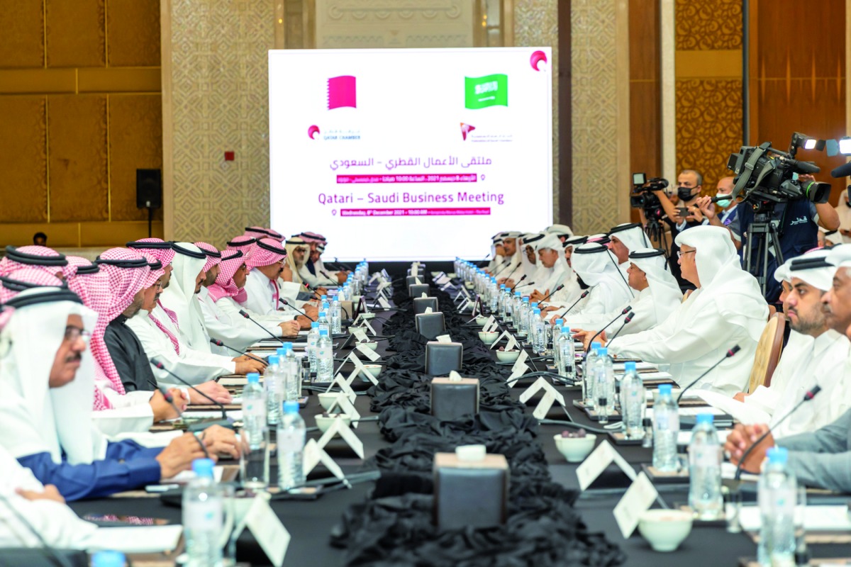  Officials and members of Qatar Chamber and Council of the Federation of Saudi Chambers during the Qatar-Saudi Business Meeting held at Marsa Malaz Kempinski Hotel, yesterday.